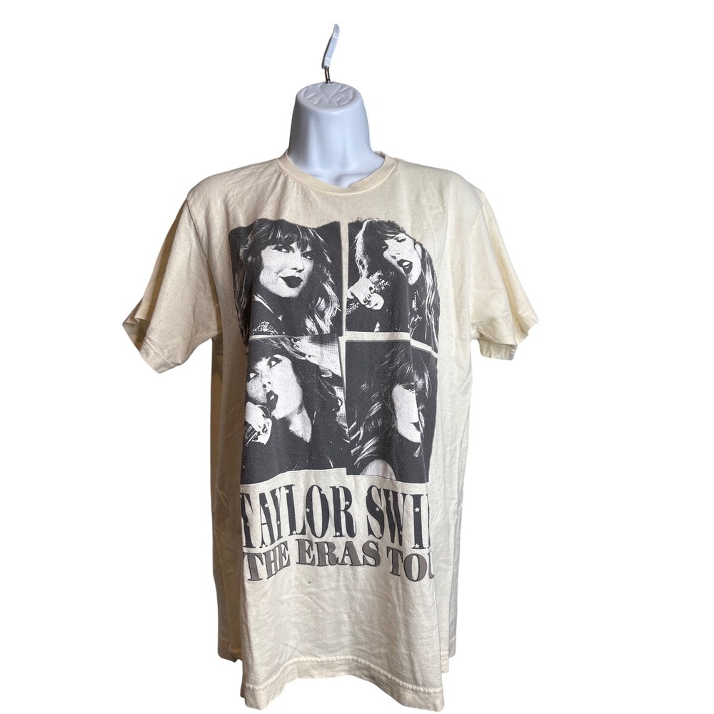 Taylor Swift The Eras Tour Official T-Shirt Sz‎ M Women Swiftie Concert Merch